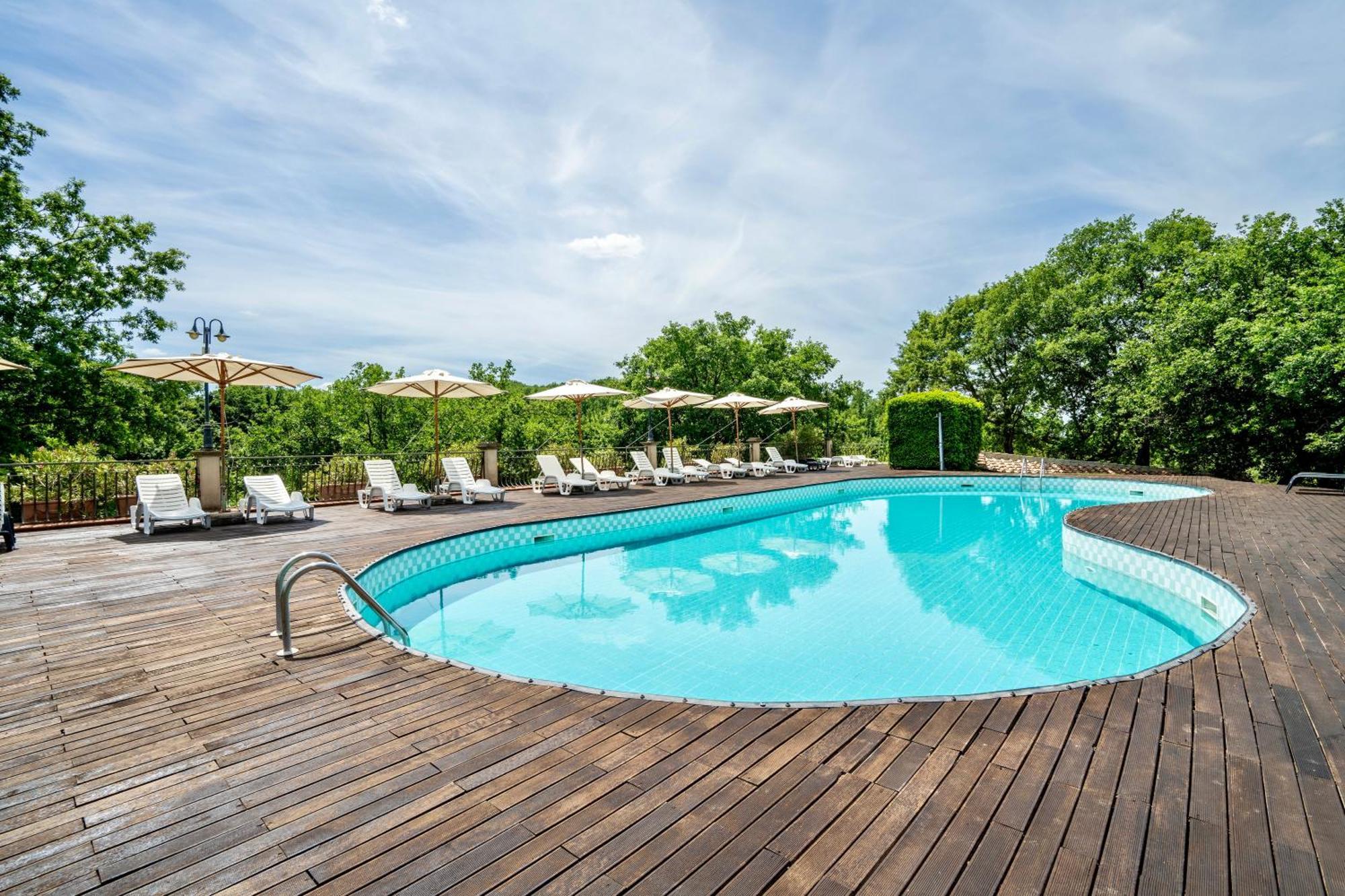 Isa - Residence With Swimming Pool In Sorano, Apartments With Air Conditioning And Private Outdoor Area Esterno foto